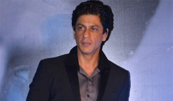 Whoever copies Dilip Kumar are idiots like me: SRK