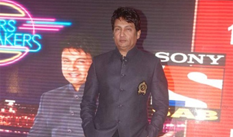 Anna Hazare biggest 'Mover & Shaker' of today: Shekhar Suman