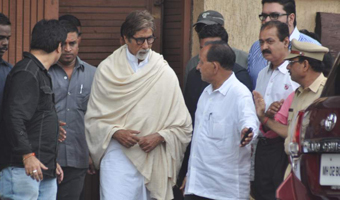 Time to 'pack up' were Rajesh Khanna's last words, says Big B