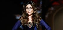 Kareena Kapoor walks for Rohit Bal at LFW 2016 - Finale