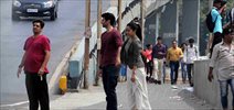 Aditya & Shraddha snapped shooting for 'Ok Jaanu' at Marine Drive