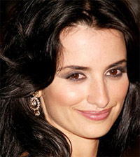 Penelope Cruz back in Rome for film shoot