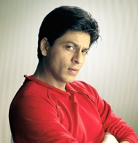 Shah Rukh takes 300 feet plunge for Don 2