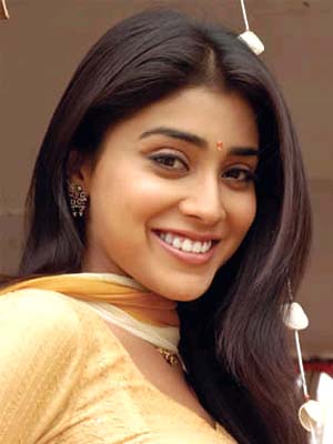 Shreya to pair with Rajini in  Shivaji