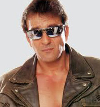 Sanjay Dutt shoots despite wound