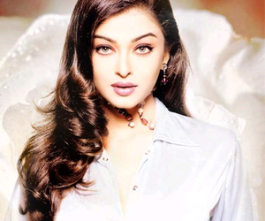 Bhansali bends rules for Aishwarya