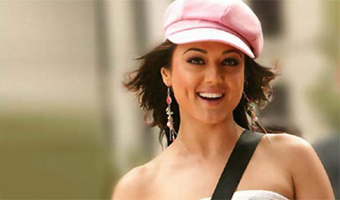 Preity parties with Winfrey, returns with dented car