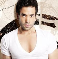 Tusshar is a Vidya fan