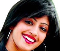 Praneetha to be paired with Sudeep   