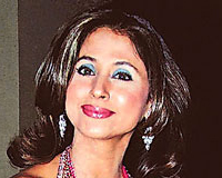 Urmila elated over Pakistani reaction to ramp walk