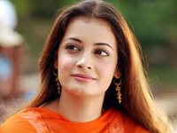 Dia Mirza fined for undeclared goods by customs 