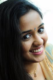 I will not do glamour roles: Ananya