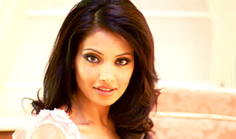 Vikram Bhatt got me into acting: Bipasha Basu