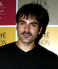 Arbaaz Khan urges people to vote