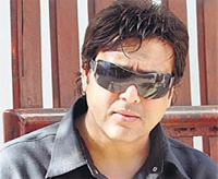 Govinda wishes Big B speedy recovery