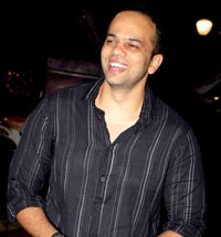 Rohit Shetty to blow up 20 cars for Singham