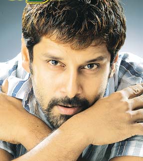 Im not keen to act in Bollywood: Vikram