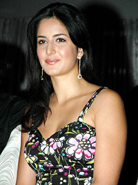 Katrina denies approaching Pankaj Kapoor for role