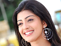 Kannada heroine Praneetha to act in Telugu movie