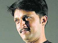 Amitabhs eyes said it all: Sudeep