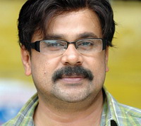 Dileep signs up Roshan Andrews film