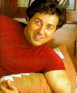 What made Sunny Deol sweat in Delhis winter?