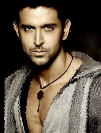 Hrithik, Akshaye impress with singing