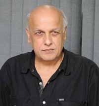 Delhi Belly adult tag Aamirs publicity gimmick: Mahesh Bhatt