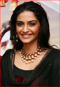 Its great to be part of film family: Sonam Kapoor  