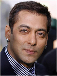 Biker bumps into Salmans van  