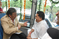 Jackie Shroff inaugurates BESTs eco friendly buses