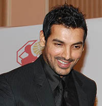 John Abraham plays a nerd in Jhootha Hi Sahi 