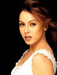 No plans to come back as an actor: Mahima Chaudhry