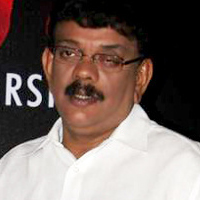 Im training camera on social causes: Priyadarshan 