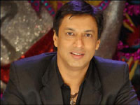 Chandni Bar completes 10 years, Bhandarkar gets nostalgic