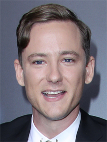 Lewis Pullman