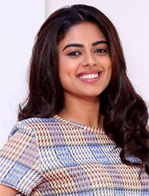 Siddhi Idnani in Nooru Kodi Vaanavil