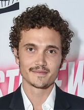 Karl Glusman in The Neon Demon