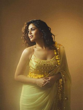 Faria Abdullah Pictures