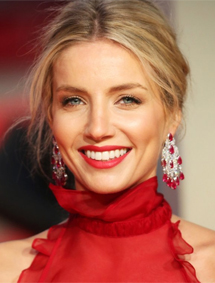 Annabelle Wallis