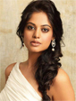 Bindu Madhavi in Oru Kanniyum Moonu Kalavaniyum