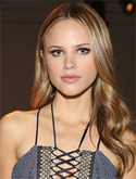 Halston Sage in Goosebumps