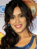 Hrishita Bhatt in Shorgul