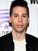 Jordan Gavaris in The Sea of Trees