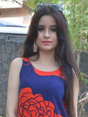 Lubna Amir in Keikraan Meikkiran