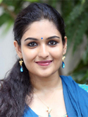 Prayaga Martin in Poda Aandavane En Pakkam