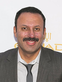 Rizwan Manji in Dr Cabbie