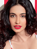 Sarah Jane Dias in O Teri