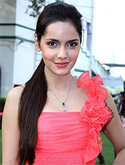 Shazahn Padamsee in Kanimozhi