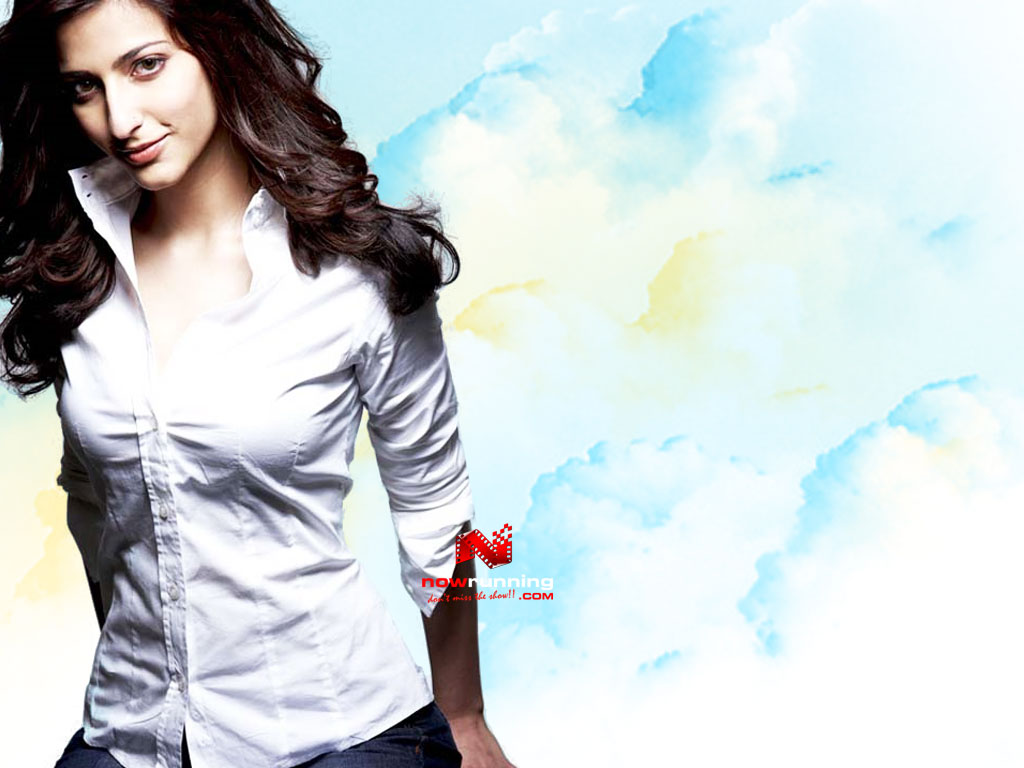 Shruti Hassan Cute Wallpaper.jpg Desktop Background